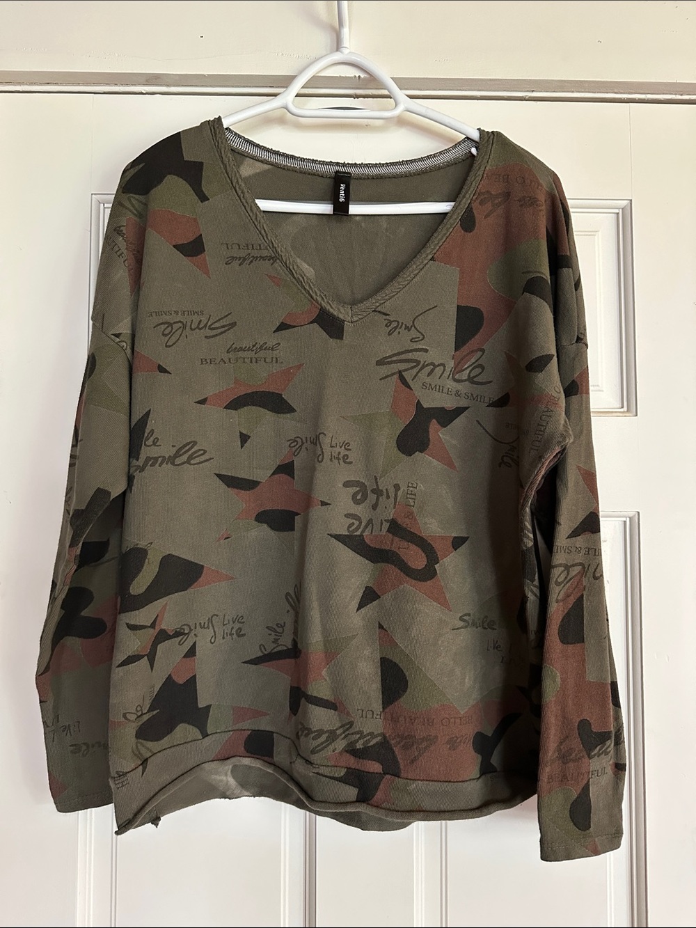 Cute V-Neck Camo Print Long Sleeve Top - Olive & Rust